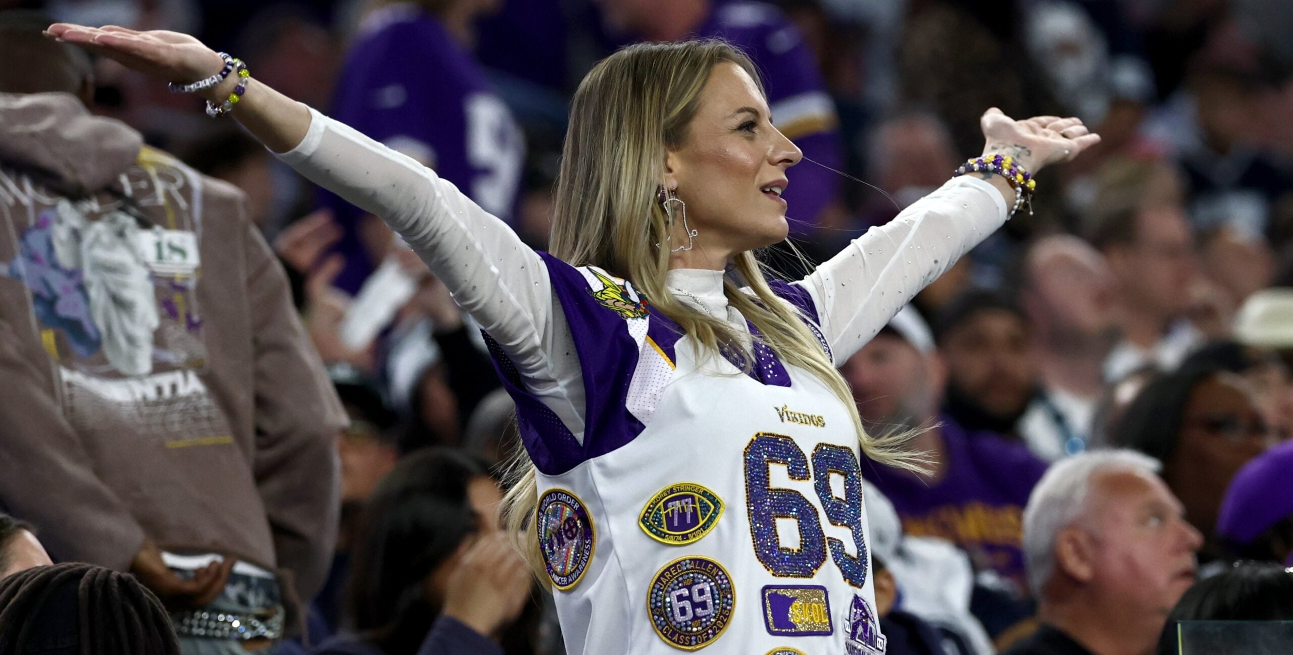 The Vikings’ Playoff Outlook | A 6-0 Football Team Look for Fireworks Instead of Fizzling — Cottage Grove Schools news